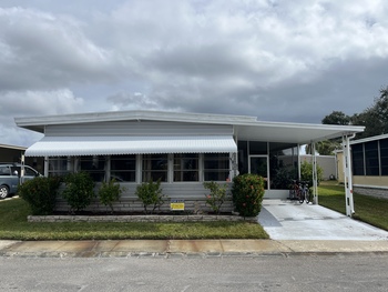 Photo of Roomy 2 Bed/2 Bath in PET FRIENDLY, Gated Amber Glades Park