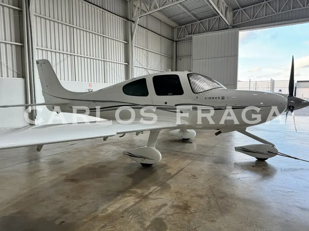 7442/cirrus-sr22-g3-2011-flightmarket-id-7442-06036.webp