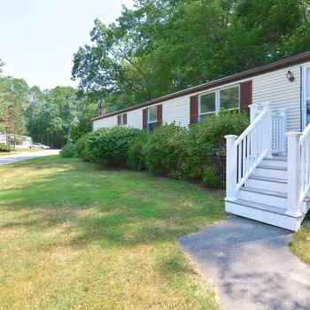 Thumbnail of mobile home