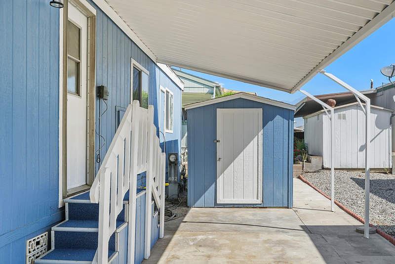 Photo of Mobile Home