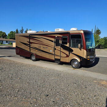Thumbnail of RV