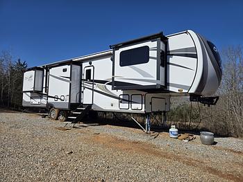 Thumbnail of RV
