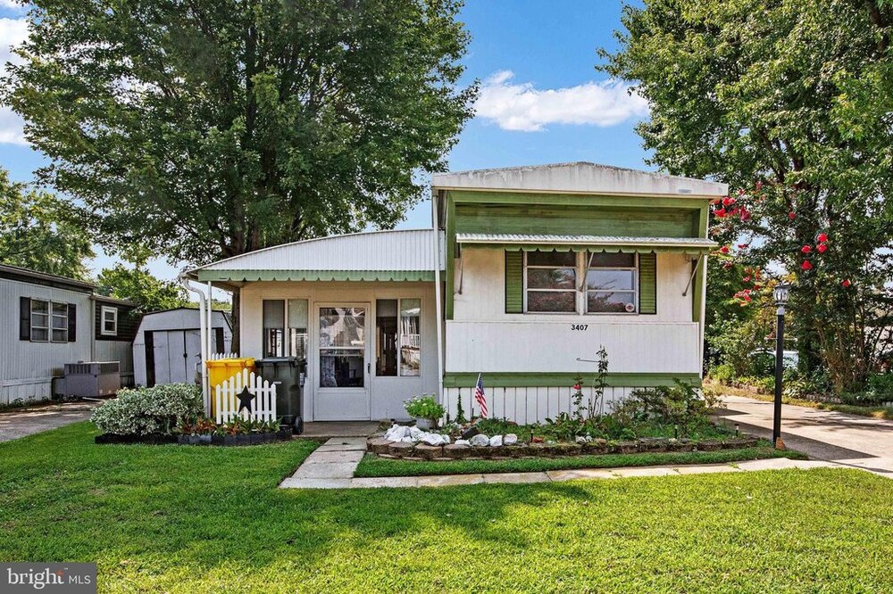Photo of Mobile Home