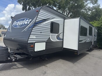 Thumbnail of RV
