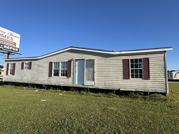 Photo of Doublewide with Giant Living Room and Galley Kitchen!