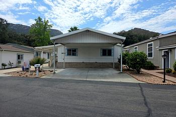 Thumbnail of mobile home