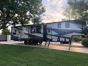 Thumbnail of RV