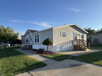 Thumbnail of mobile home