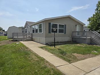 Thumbnail of mobile home