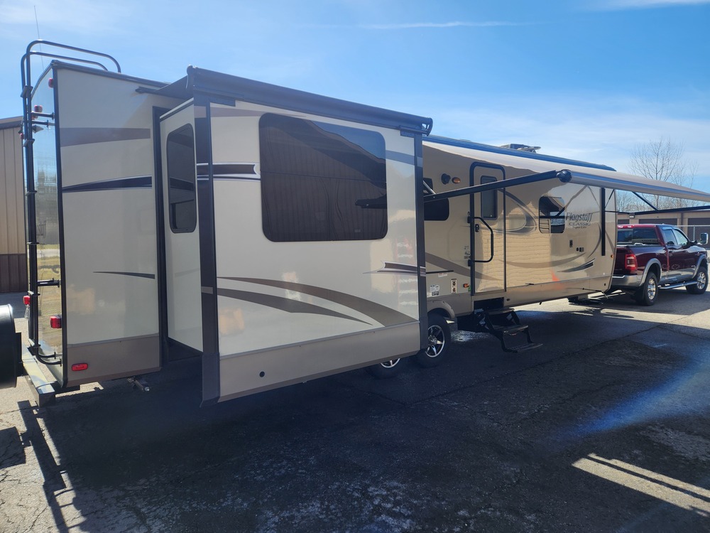 Photo of Rv