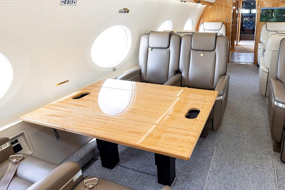 12-G650ER-sn-6285-Mid_Interior_Facing_Fwd.jpg