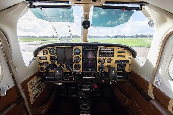 p210-pressurized-centurion__5.jpg