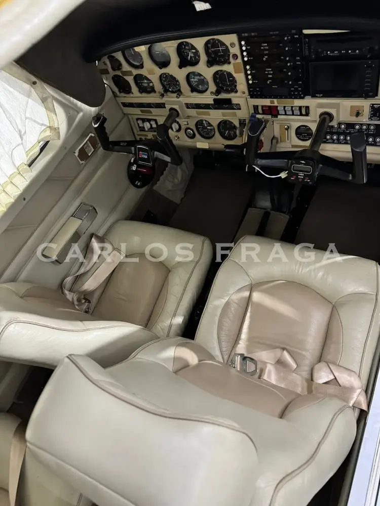 7479/piper-pa-28rt-201t-turbo-arrow-iv-1980-flightmarket-id-7479-12036.webp