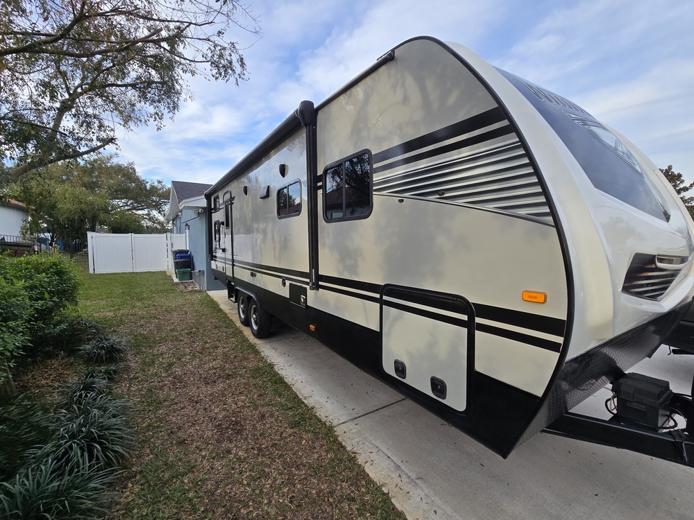 Photo of Rv