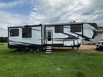 Thumbnail of RV