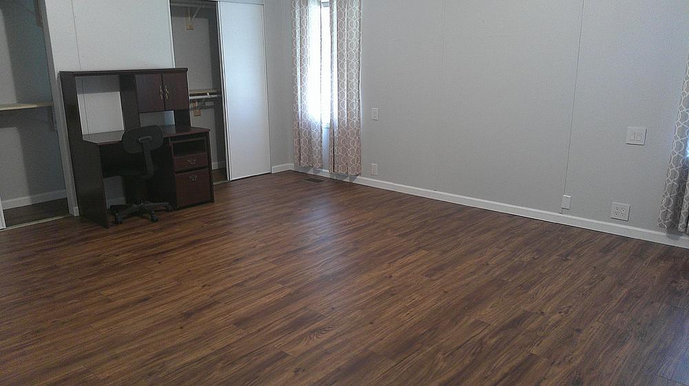 Lake Griffin Harbor Village