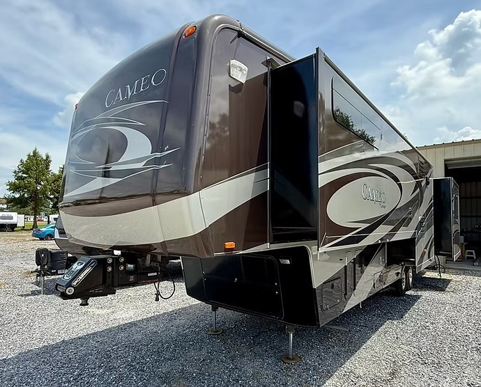 Photo of Rv