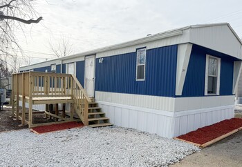 Thumbnail of mobile home