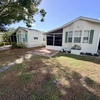 Mobile Home for Sale: 1 Bed 1 Bath 1998 Skyline