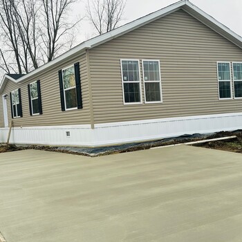 Thumbnail of mobile home