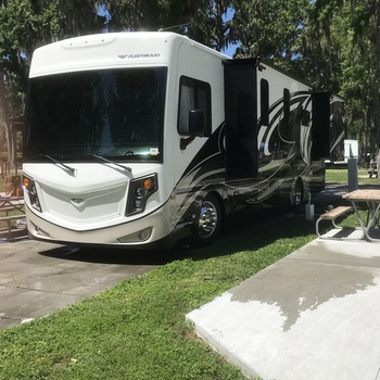 Thumbnail of RV