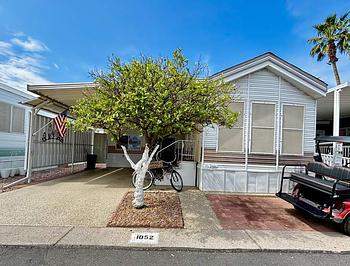 Thumbnail of mobile home