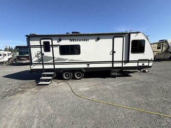 Thumbnail of RV