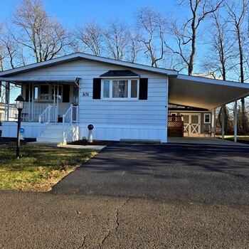 Thumbnail of mobile home