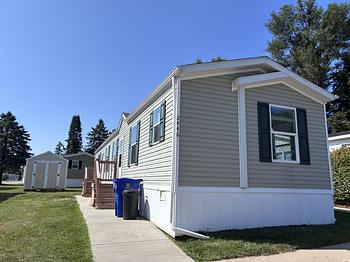 Thumbnail of mobile home