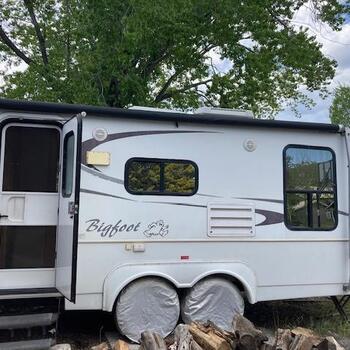Thumbnail of RV