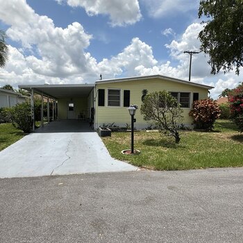 Thumbnail of mobile home