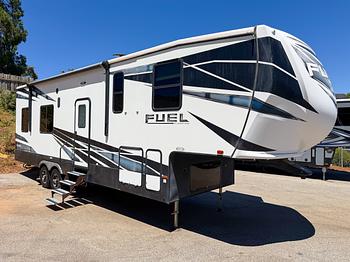 Thumbnail of RV