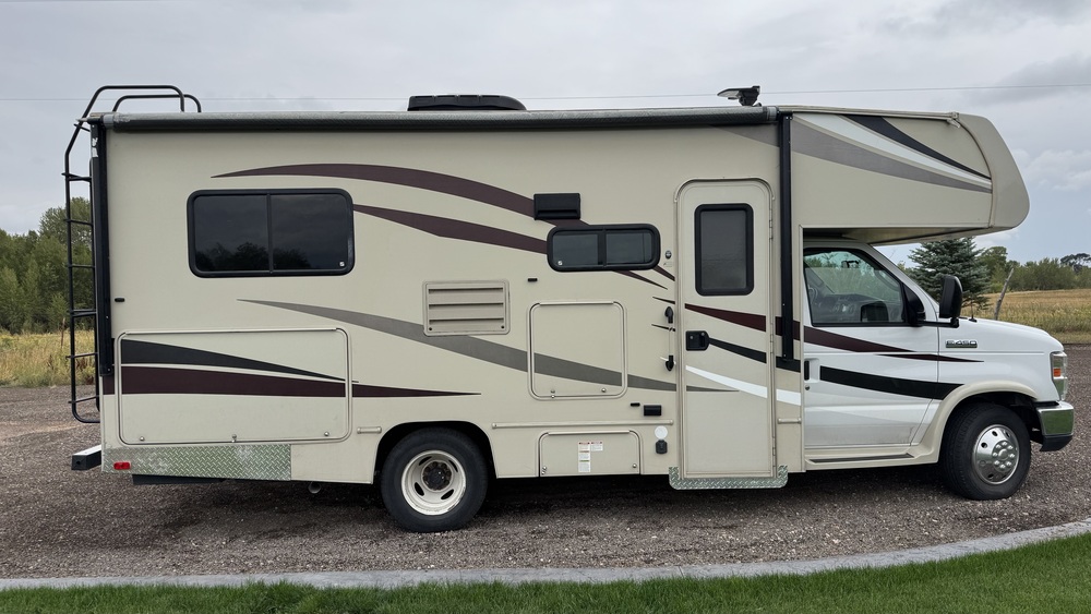 Photo of Rv