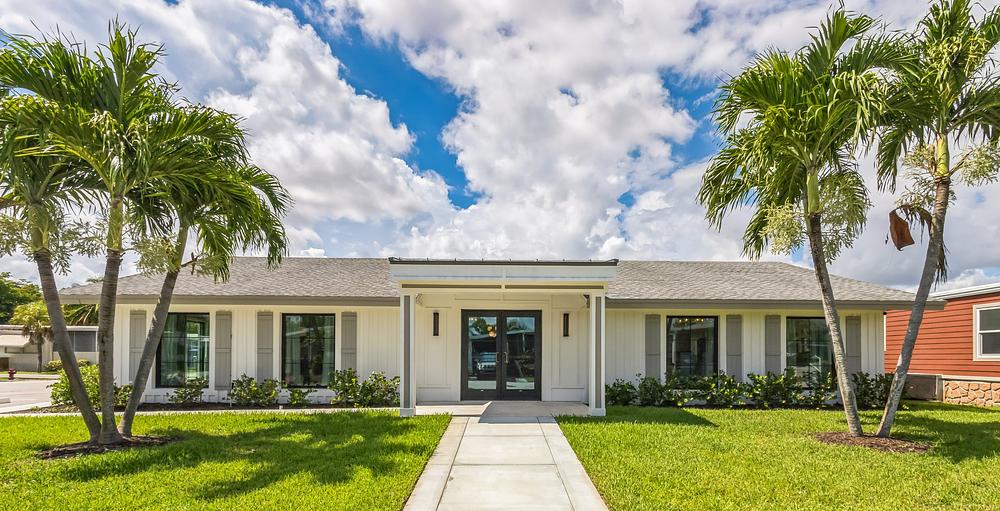 1701 NW 5th St Deerfield Beach FL 33442 USA Exterior IMG 5628