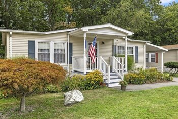Thumbnail of mobile home