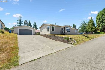 Thumbnail of mobile home