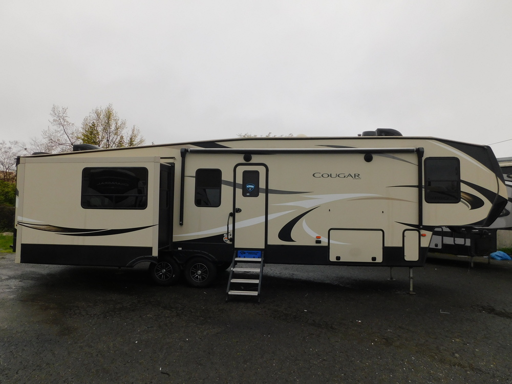 Photo of Rv