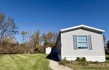 Thumbnail of mobile home