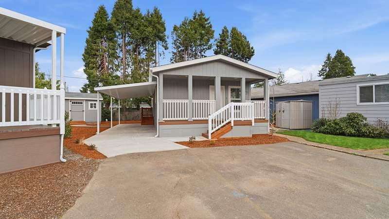 Photo of Mobile Home
