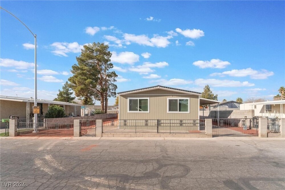 Photo of Mobile Home