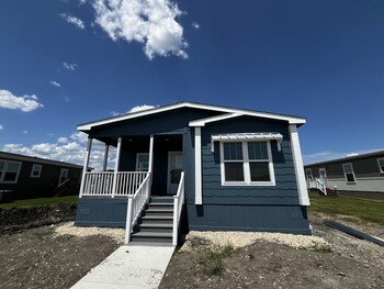 Thumbnail of mobile home