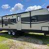 RV for Sale: 2017 avenger