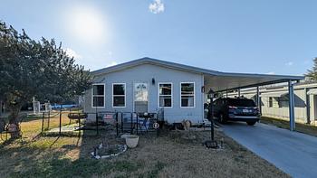 Thumbnail of mobile home