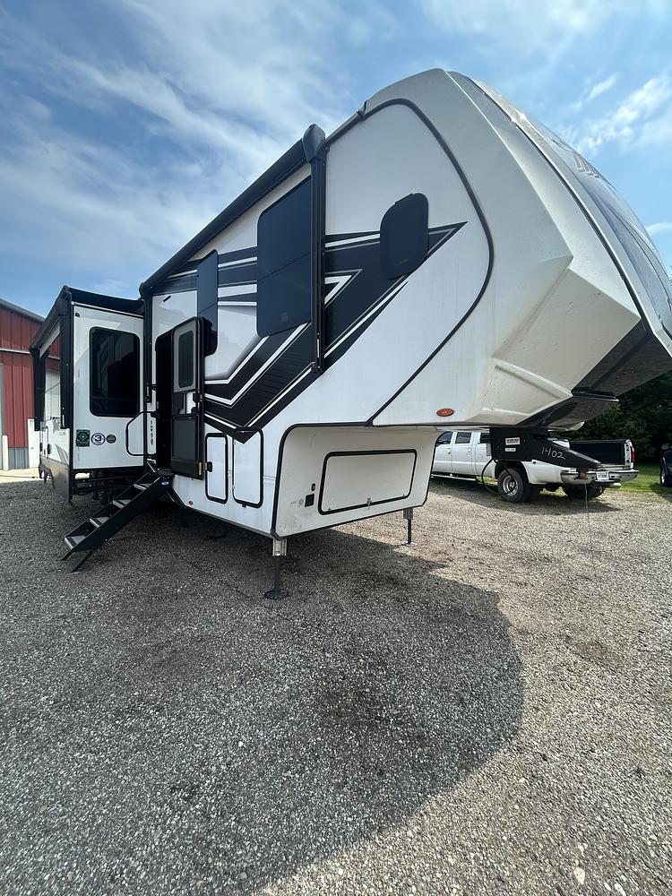 Photo of Rv