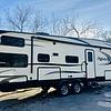 RV for Sale: 2019 REFLECTION 150 SERIES 290BH