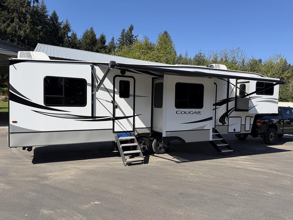 Photo of Rv