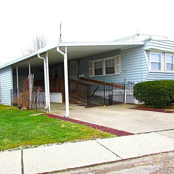 Thumbnail of mobile home
