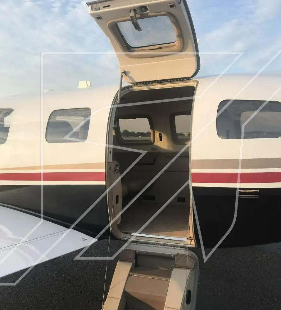 7127/piper-jetprop-2006-flightmarket-id-7127-32044.webp