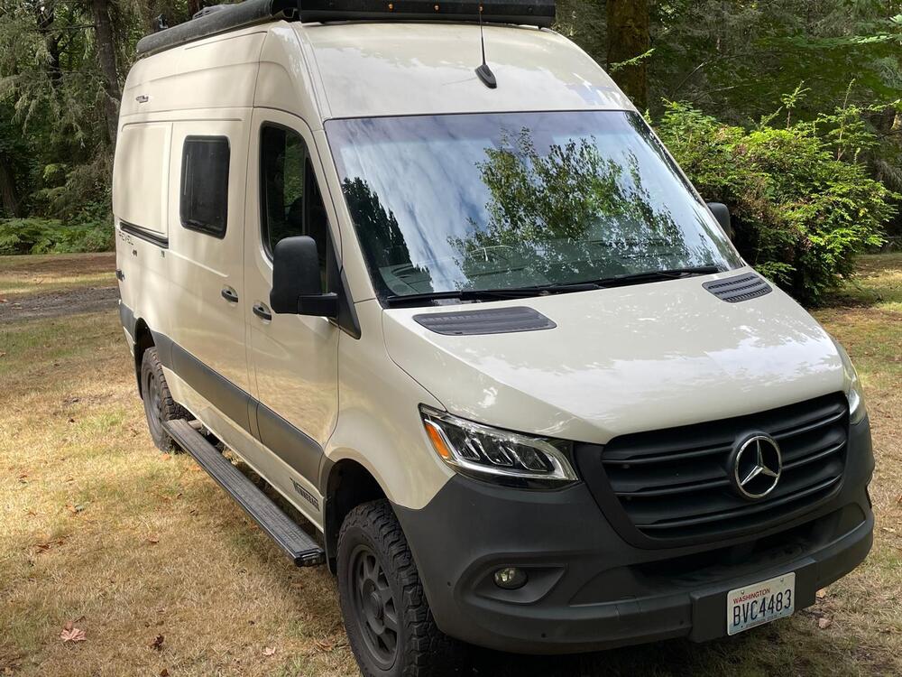 Photo of Rv