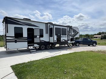 Thumbnail of RV